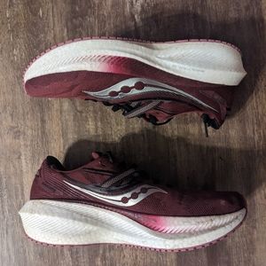 W Saucony Triumph 20, size 8